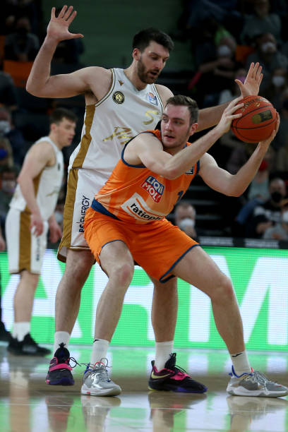 高强度竞争 高强度竞争