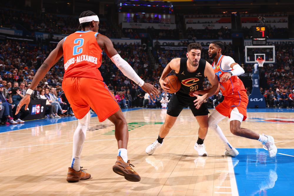 金阿林身边 金阿林身边