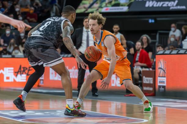 劳尔与沙尔 劳尔与沙尔