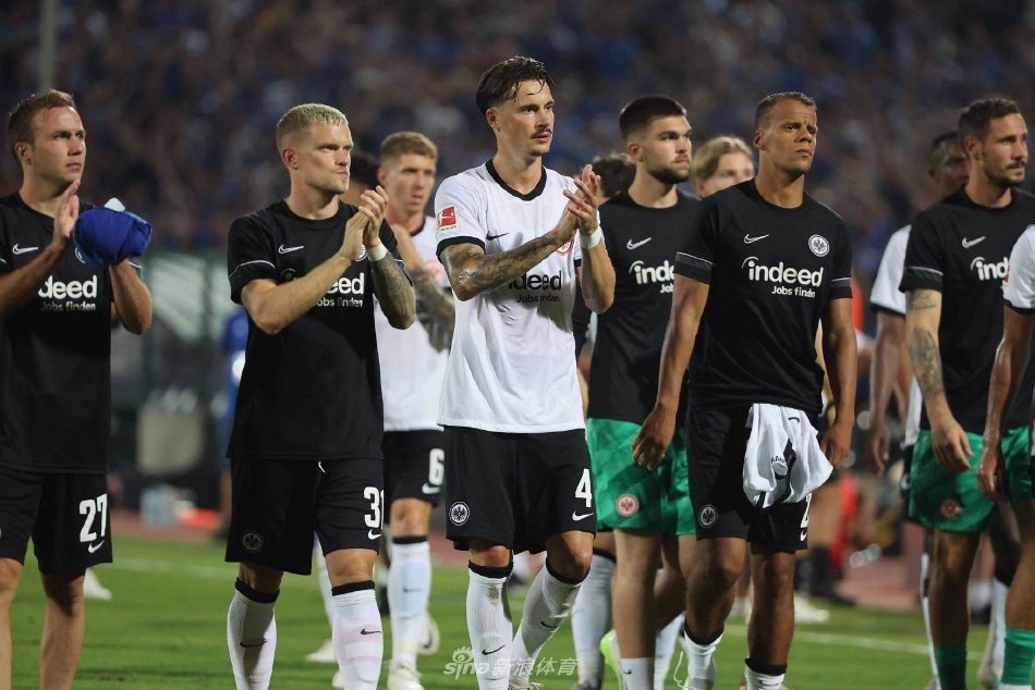 在青年队时 在青年队时